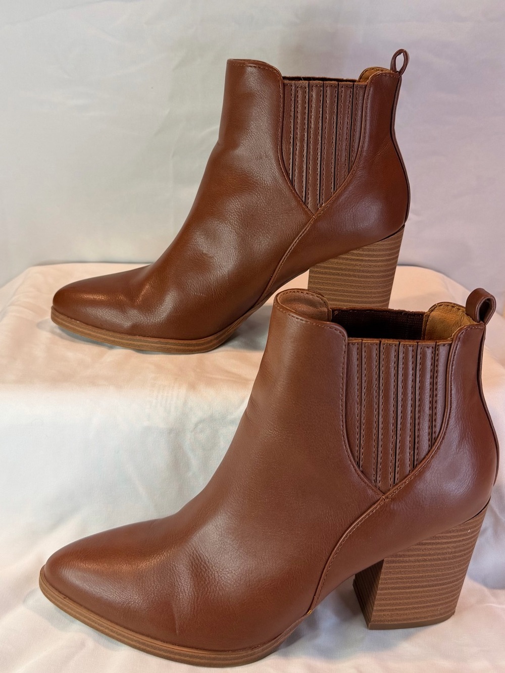 Indigo Rd. Adriela Brown Heeled Chelsea Booties - Size 8